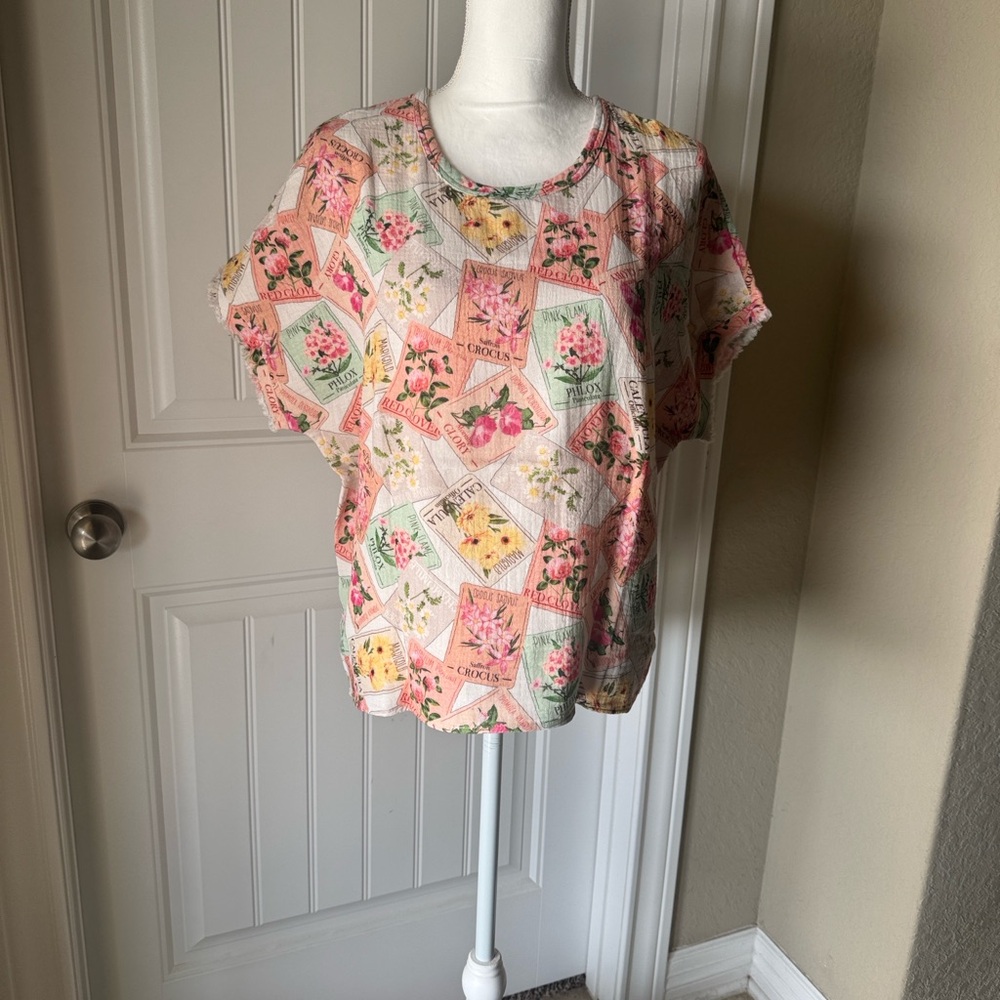 New Coldwater Creek Floral Patchwork W SZM Top pit2pit 25”length 27” 100% cotton
